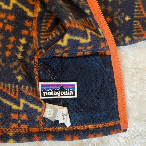 Patagonia Baby Synchilla Hooded Fleece Jacket | 3-6m - Picture 4 of 5